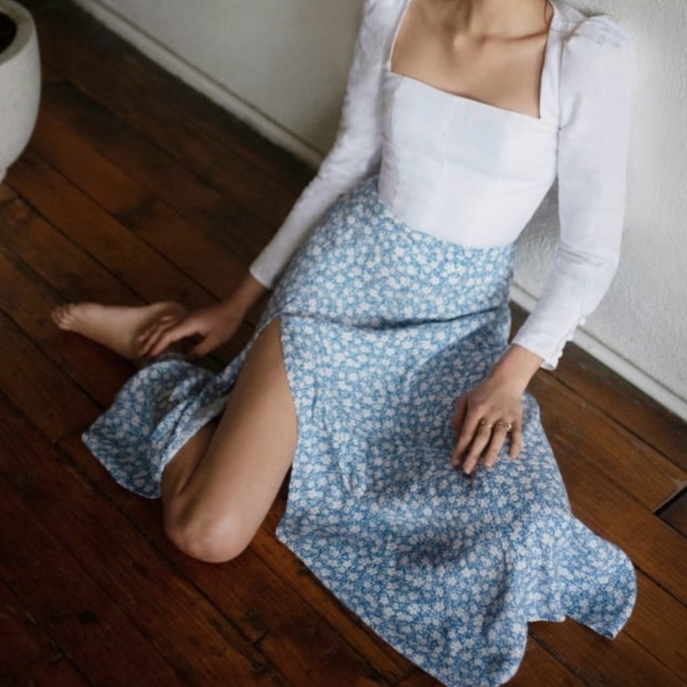 Reformation Zoe Skirt - Blue Floral A-Line Skirt With Slit